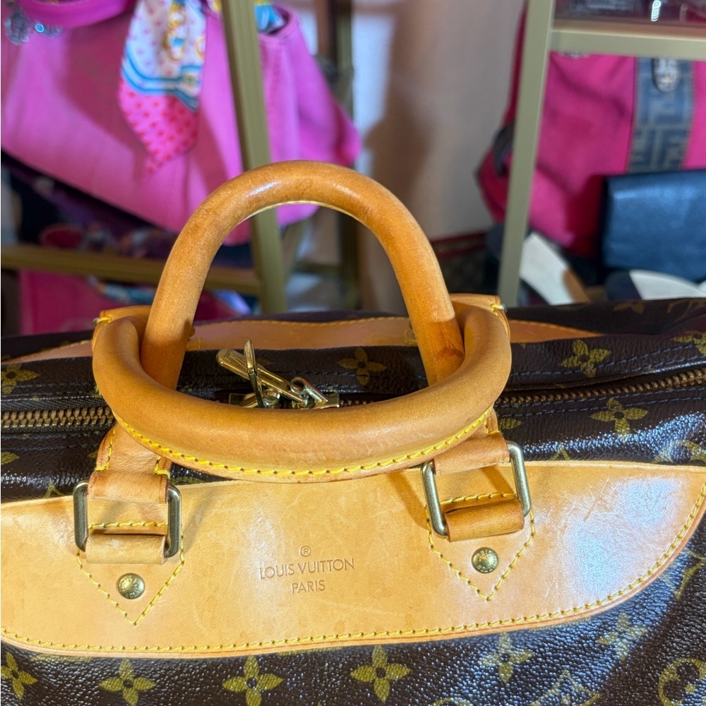 Louis Vuitton Evasion Monogram Travel Bag - Picture 10 of 16